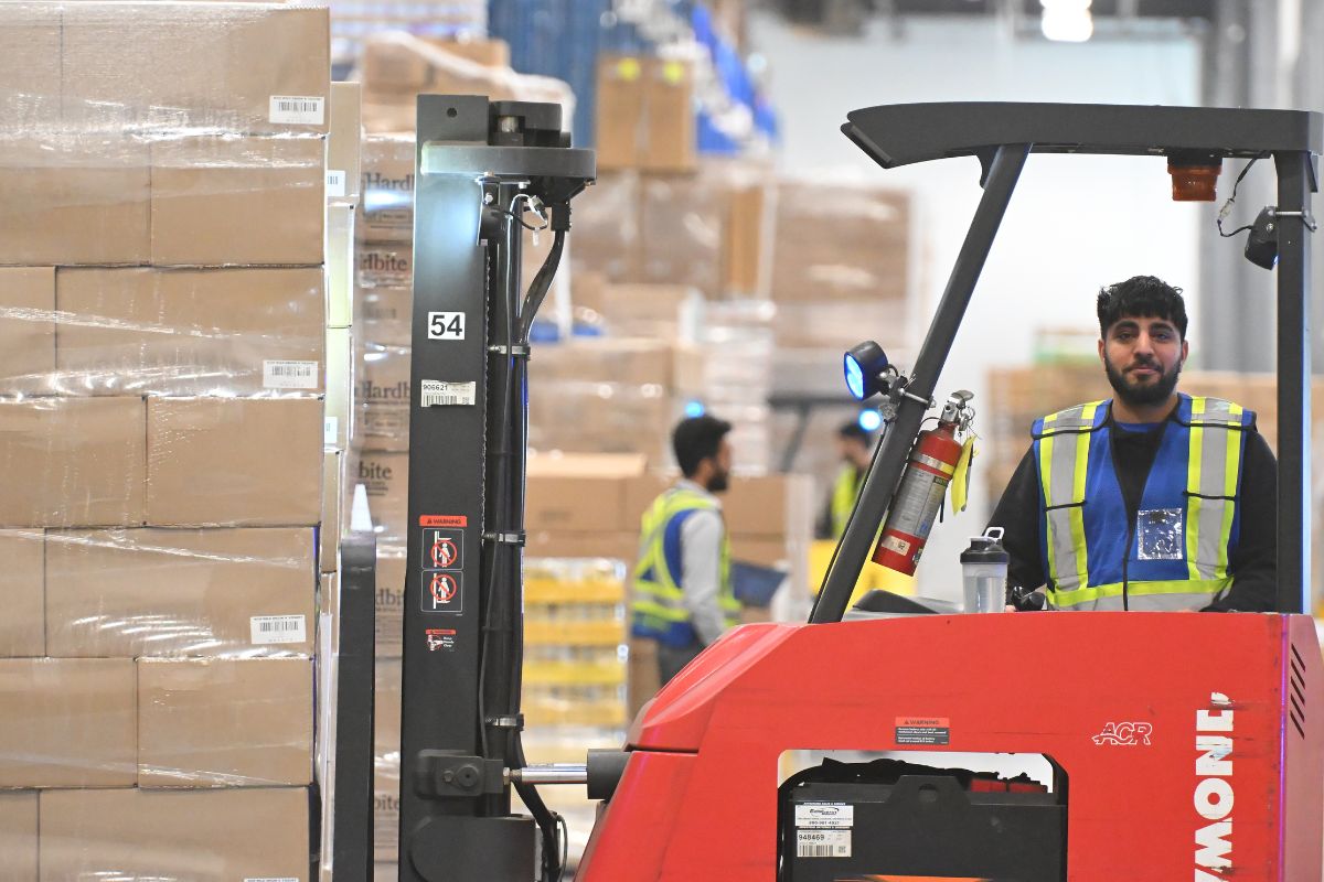 How Canadian Businesses Can Prepare for Peak Season Inventory Surges