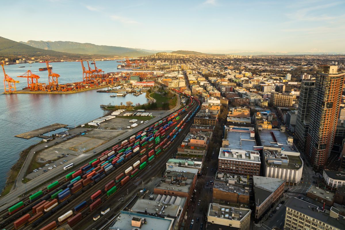 How Vancouver’s Port Congestion Impacts Local Stores and Families