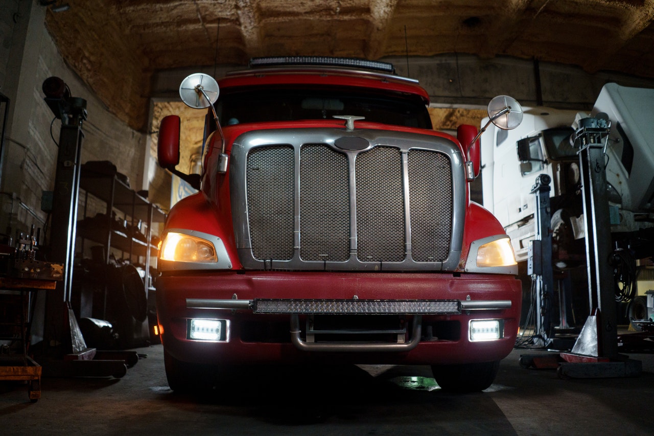 A truck in a warehouse, representing ways to prepare your warehouse for cross-docking